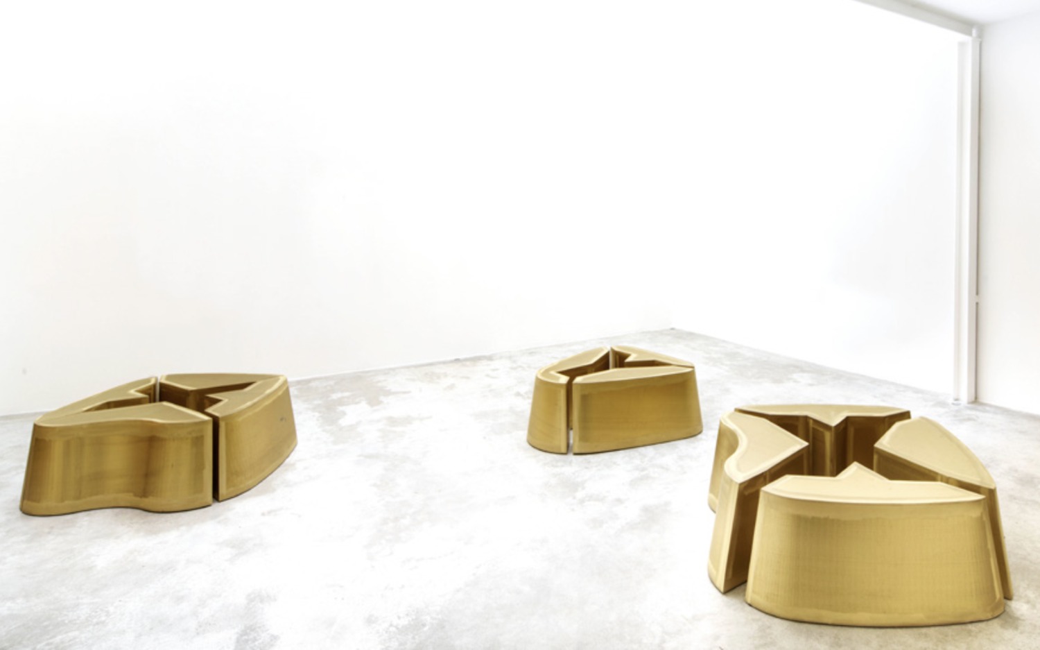 Matrices/Assises (XXY), Agnès Thurnauer