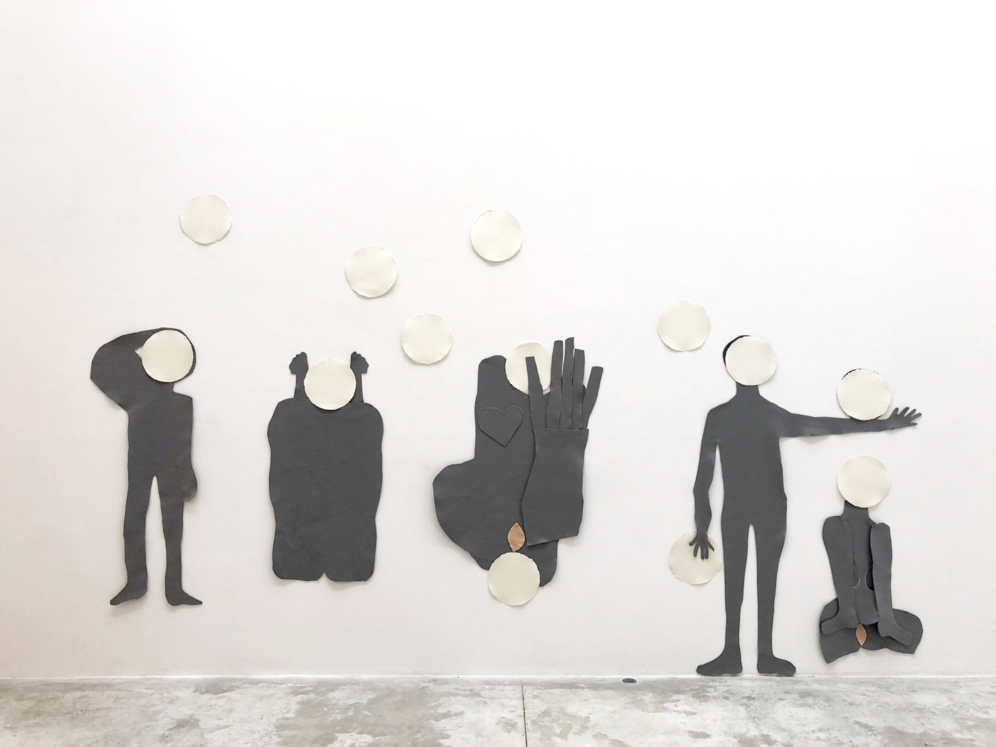 Le silence, Anne-Marie Schneider