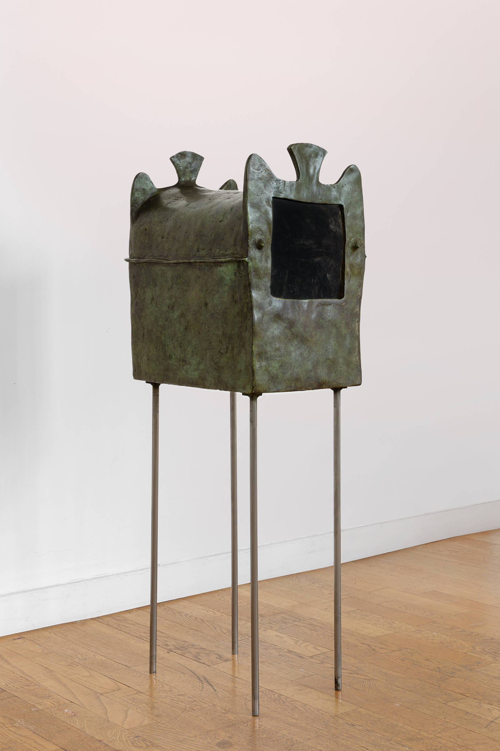 Sarcophage, Edgar Sarin