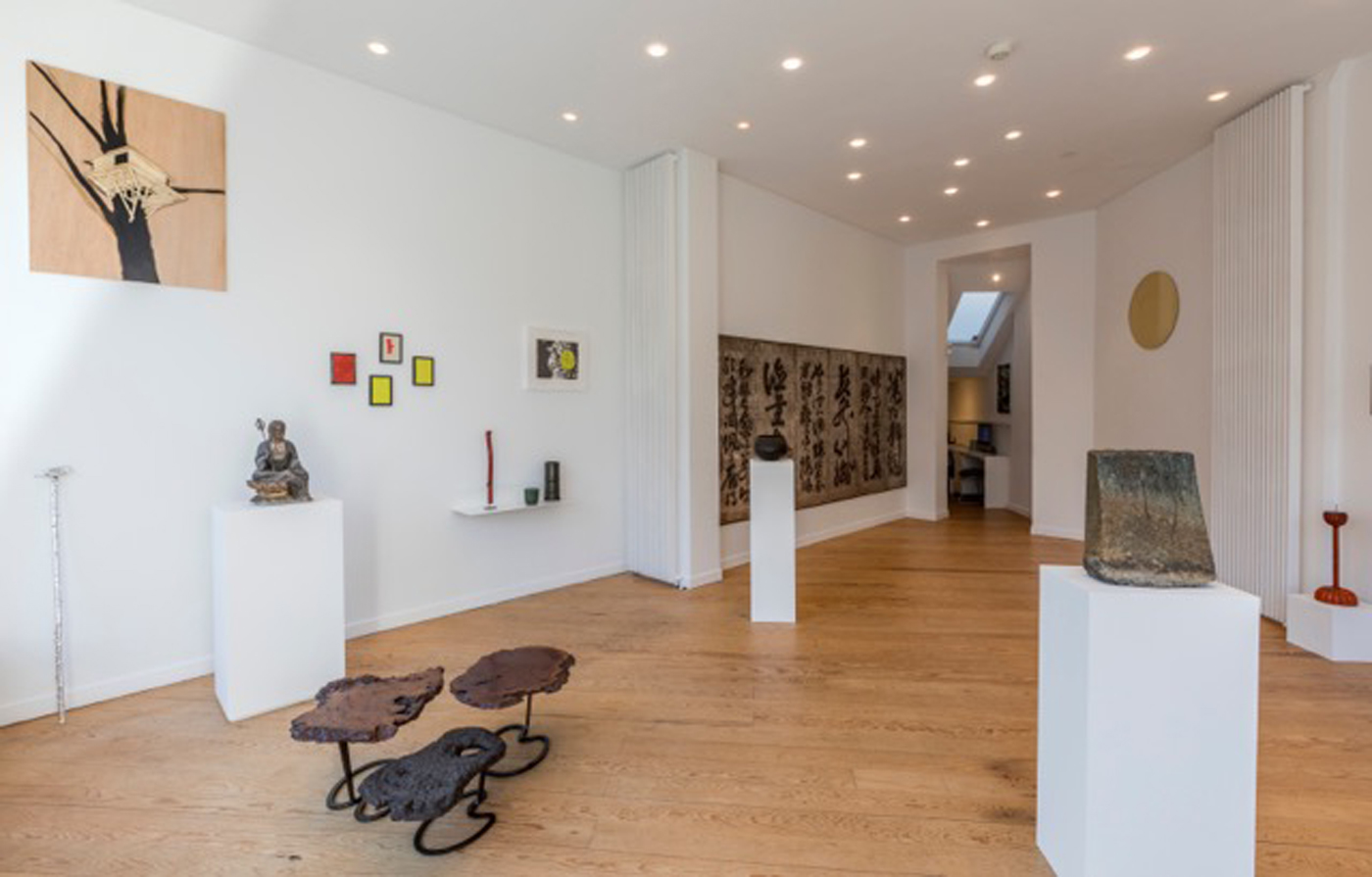 The Path to Enlightenment - Tadashi Kawamata, Yayoi Kusama, Jean-Pierre Bertrand, Franck Christen, Christian Hidaka, Didier Marcel, Franck Scurti, Sophie Whettnall